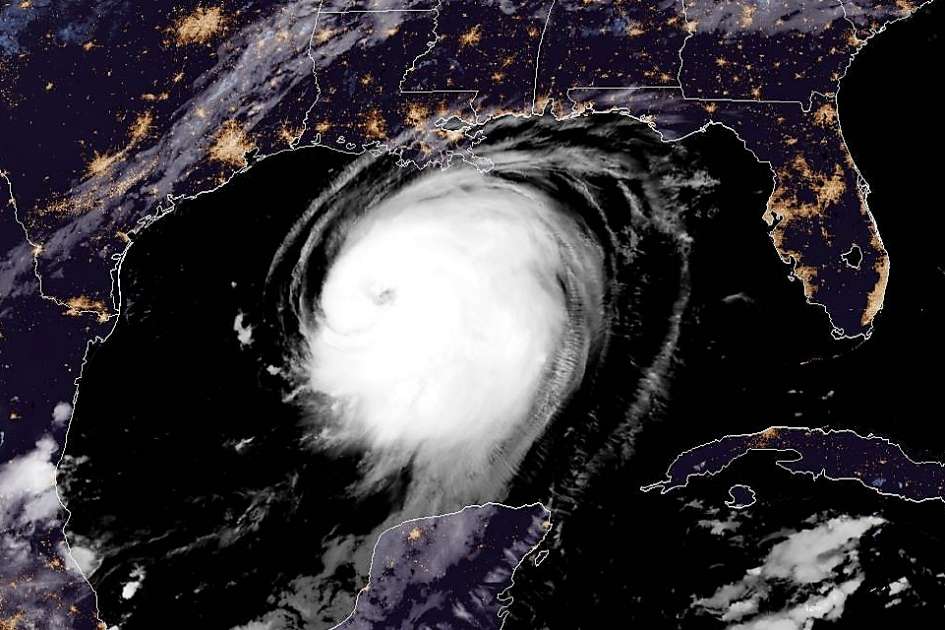 NHC: Laura podría ser un catastrófico huracán de categoría 4