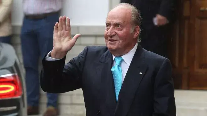 Juan Carlos I, un año fuera de España, pero con “unas ganas locas de volver»