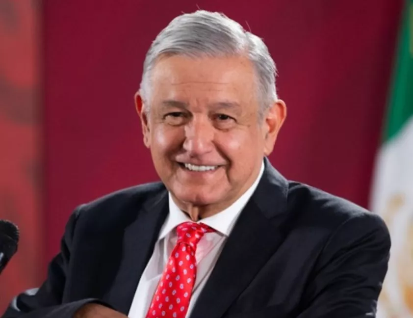 SILUETA LOPEZ OBRADOR,p01