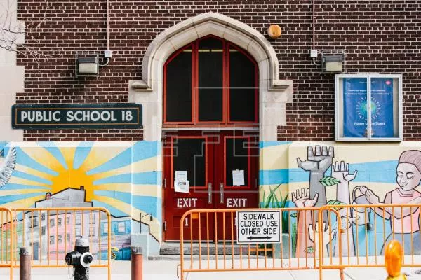 Nueva York autoriza la apertura de escuelas en septiembre