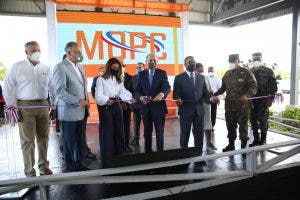 Presidente Danilo Medina inaugura terminal de autobuses Santo Domingo Este