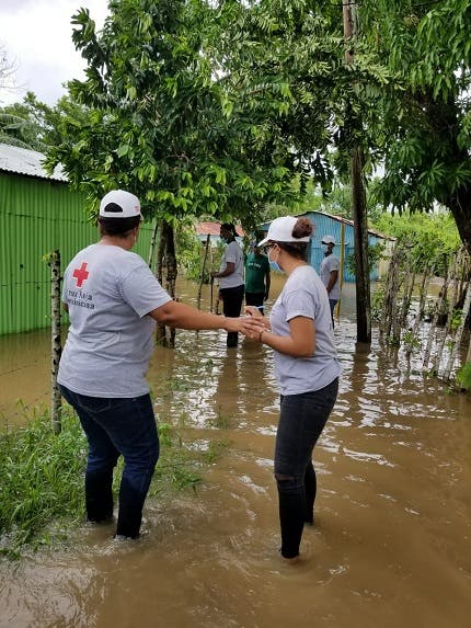 Cruz Roja Dominicana realiza evaluaciones de daños tras el paso de tormenta Laura