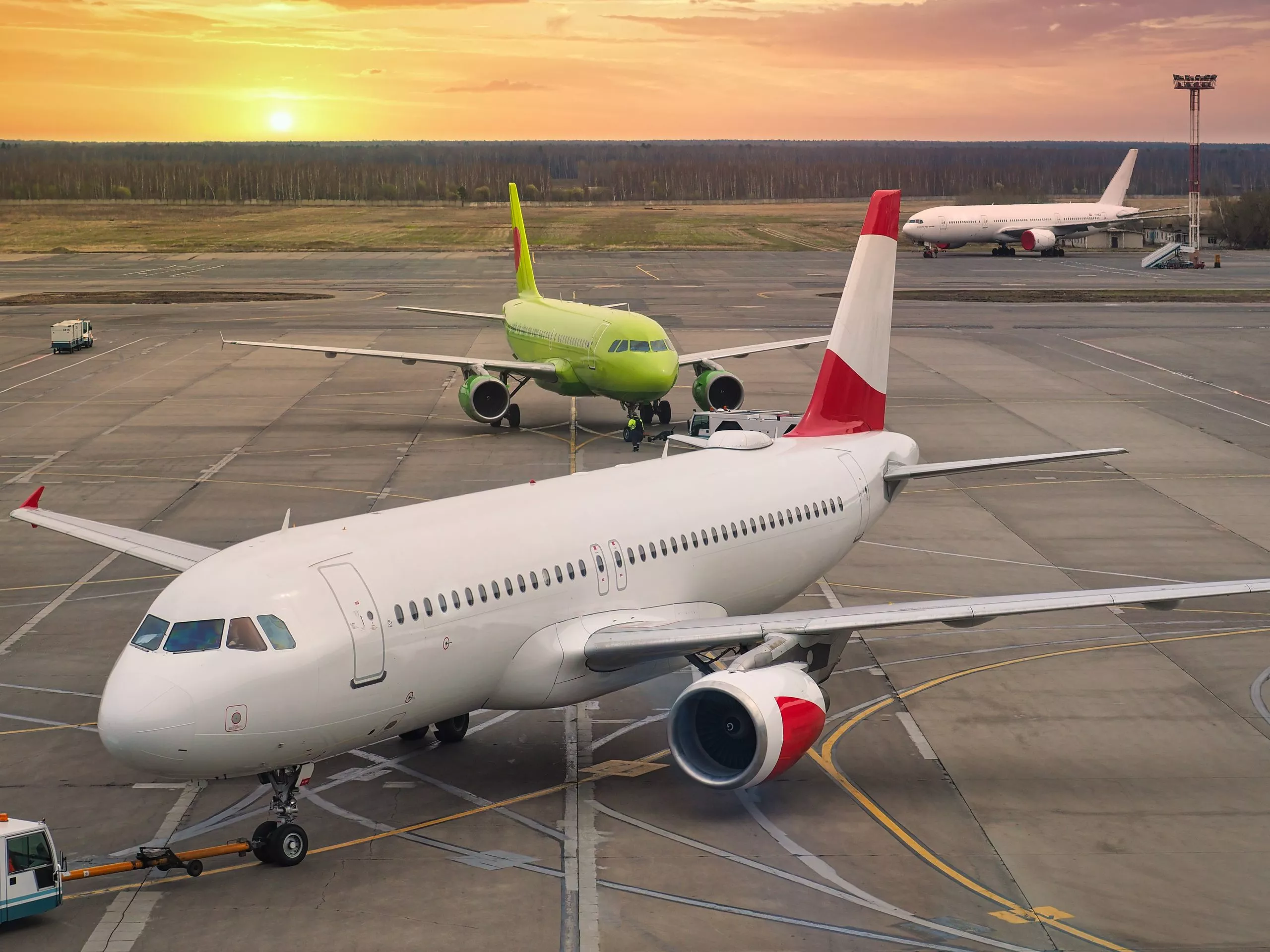 Identifican 21 aeropuertos internacionales que están a distancia promedio de 19KM uno de otro