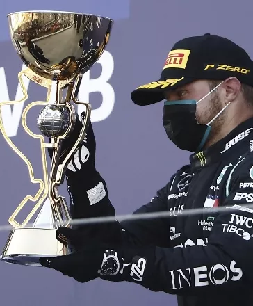 Bottas triunfa en GP  Rusia; Hamilton falla igualar Schumi