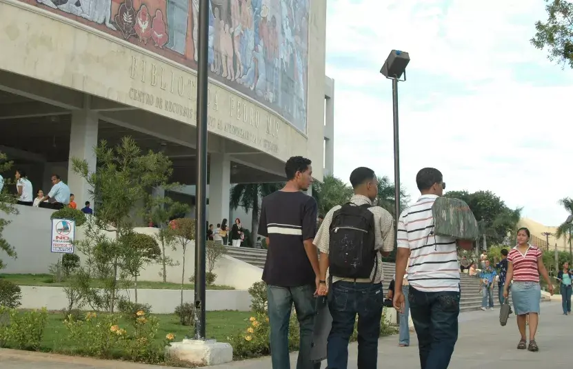 La UASD garantiza secciones suficientes para inicio de clases