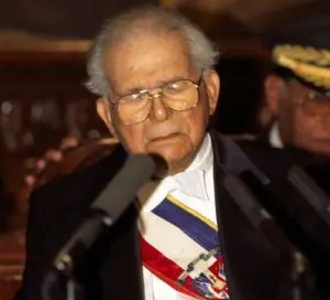 Joaquín Balaguer en su último mandato en 1996