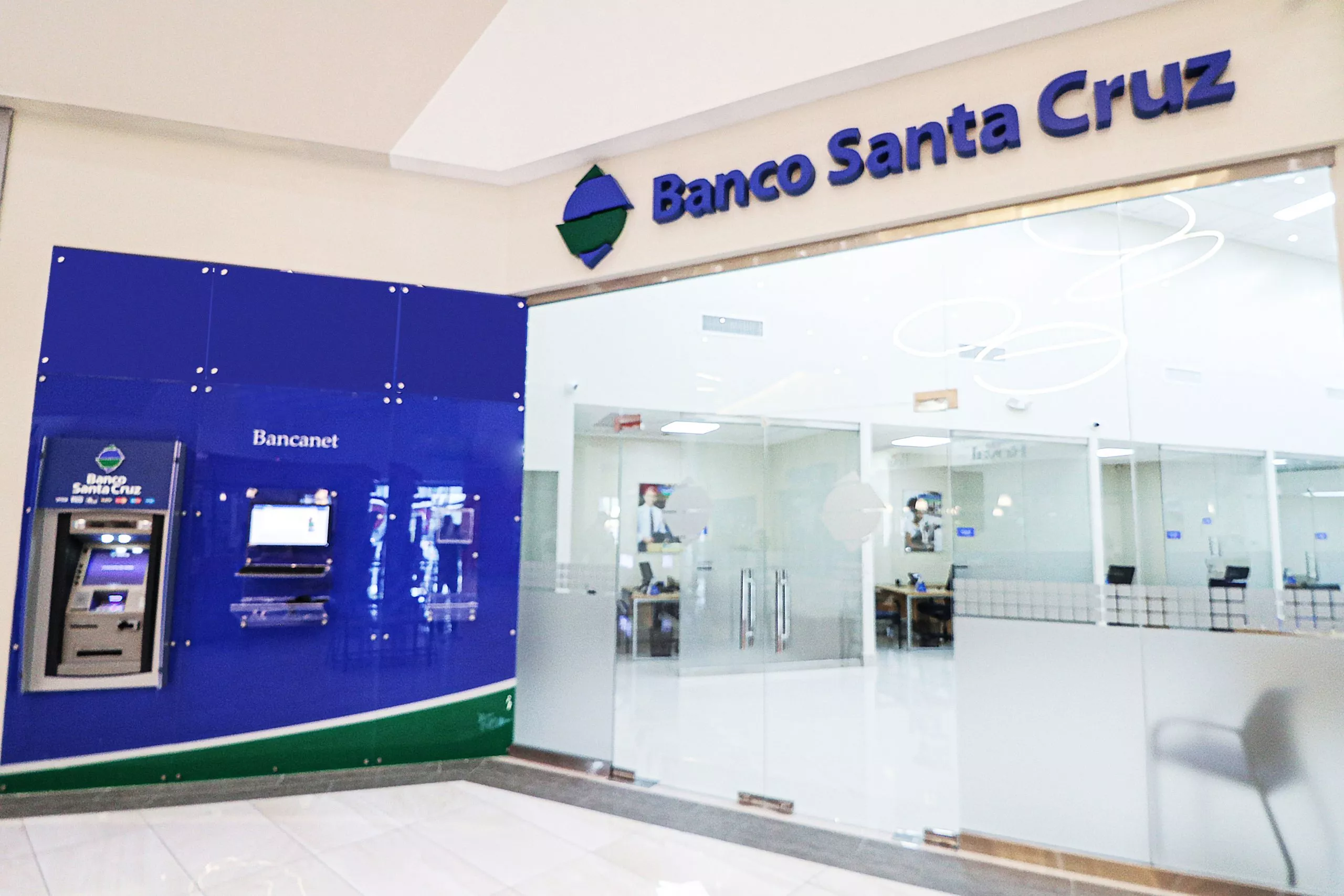 Banco Santa Cruz abre un  nuevo Centro de Negocios