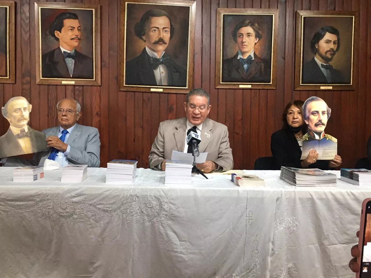 Someterán a la justicia hombre alteró y distribuyó en redes foto de Duarte