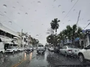 Onda tropical provocará lluvias, según Meteorología