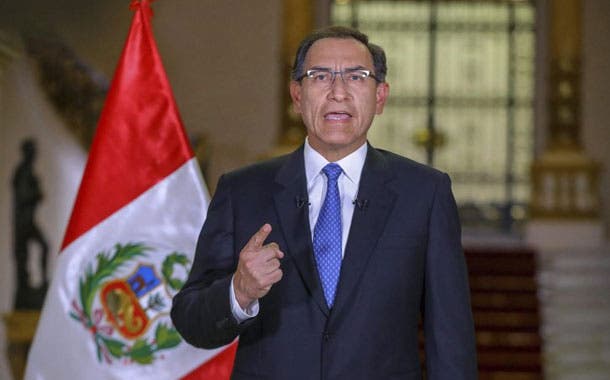 Escándalo en Perú por la irregular aplicación de vacunas a altos funcionarios