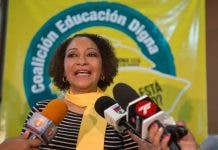 María Teresa Cabrera saluda disposición del gobierno de escuchar opiniones sobre ley DNI