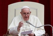 El papa alerta uso sin escrúpulos de redes sociales