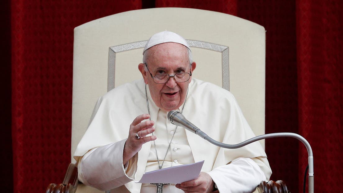 El papa denuncia que las mafias están explotando la pandemia