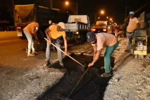 Obras Públicas realiza plan de asfaltado y acondicionamiento de túneles y elevados