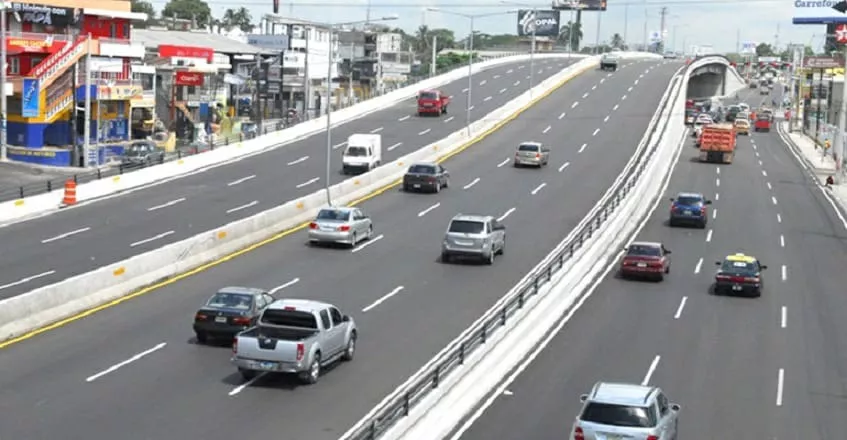 Obras Públicas cerrará esta semana varios  túneles y elevados por mantenimiento