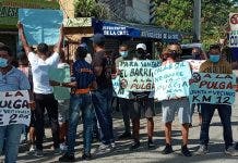 Residentes de sectores próximo a mercado La Pulga reclaman traslado de vendedores