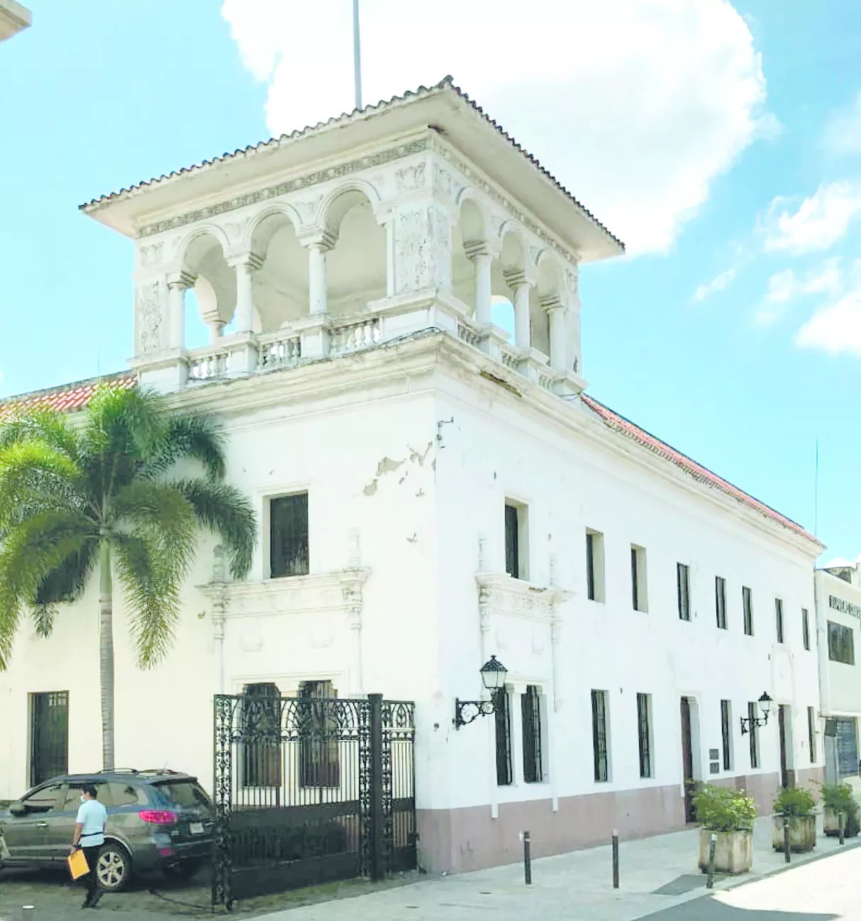 La casa del arzobispado,  un palacio del periodo colonial