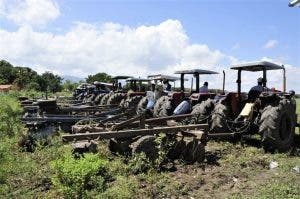 Agricultura inicia preparación para siembra de habichuelas en San Juan 