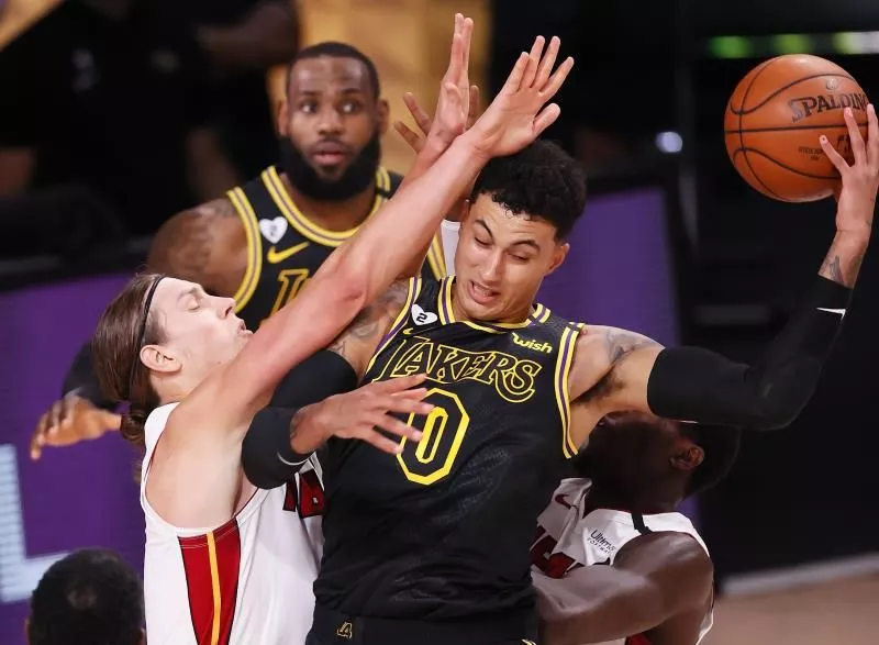 Lakers admiten que están “cerca” del título; Heat, que lo tienen “difícil