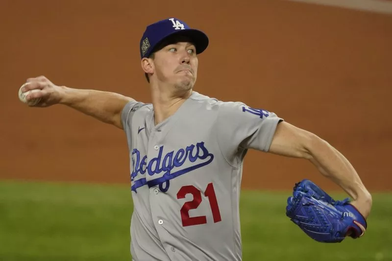 Dodgers ganan 6-2 a Rays y toman ventaja en la Serie Mundial