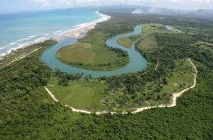 Comisión Ambiental de la UASD pide detener proyecto turístico Boca de Yásica en Cabarete