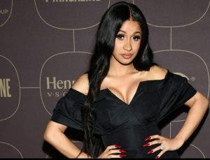 Cardi B explota: “Quieren que viva como si fuera Ariana Grande o alguna estrella de Disney”