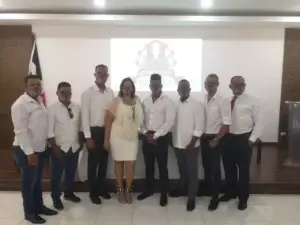 Trabajadores dominicanos del entretenimiento turístico denuncian que son desplazados por extranjeros