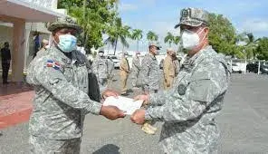 Jefe de la Armada visita Isla Saona