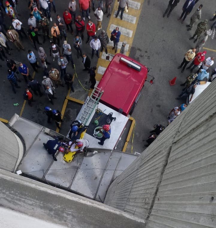 Falleció el hombre que se lanzó del piso 7 del Huacal