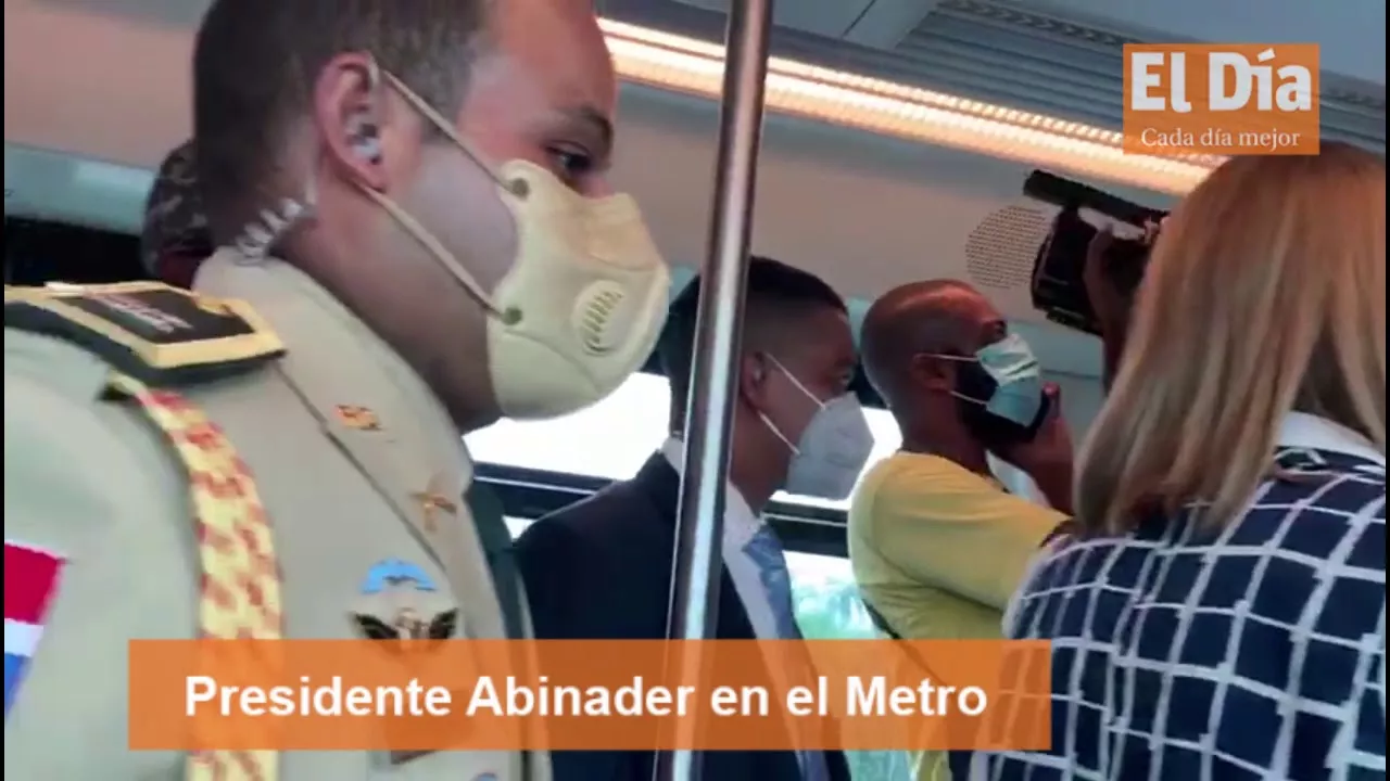 Abinader recorre instalaciones del Metro de Santo Domingo