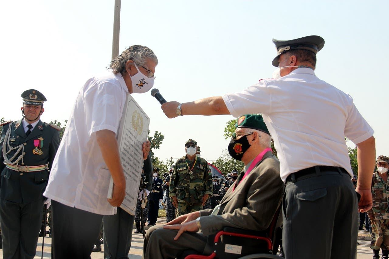 Los militares que capturaron al “Che” son homenajeados como héroes en Bolivia