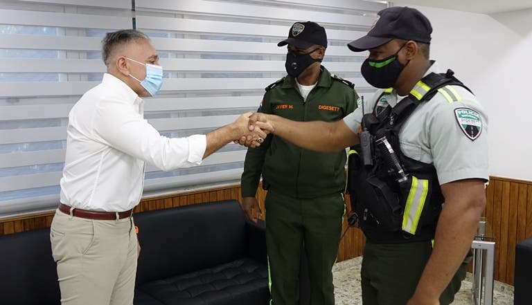 General retirado hermano de Soto Jiménez se disculpa con miembro de la DIGESETT al que insultó