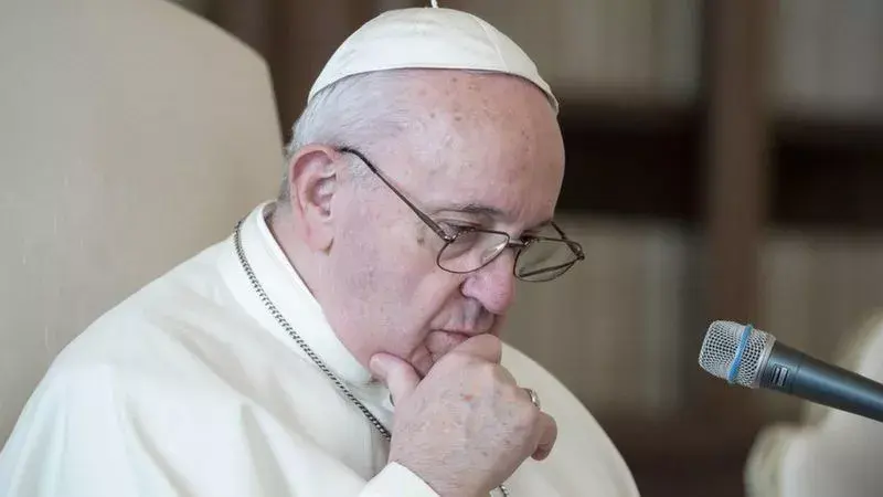 El Vaticano investiga el «me gusta» de la cuenta del papa Francisco a la foto de una modelo brasileña en Instagram