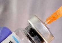 Cómo y cuándo se distribuirán vacunas contra COVID en EEUU