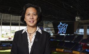 Kim Ng inicia gestión histórica gerencia  Marlins