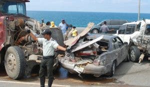 Accidentes tránsito suben antes iniciar toque queda