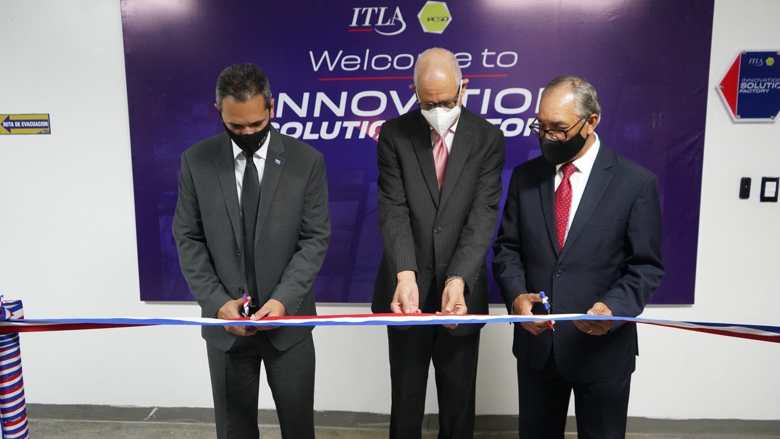 ITLA inaugura Centro Innovation Solution Factory
