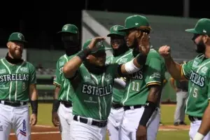 Estrellas Orientales clasifican a la semifinales