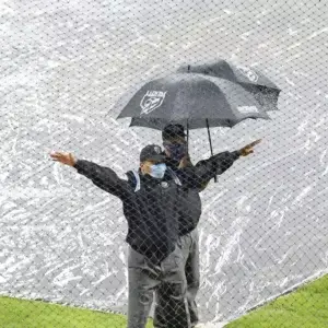 Partido entre Estrellas y Águilas pospuesto por lluvia