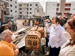 Ministro Paliza supervisa proyecto habitacional en San Juan