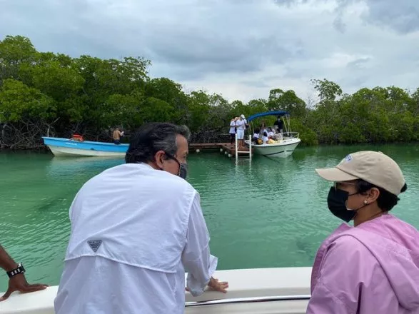 Ministro de Medio Ambiente realiza recorrido por Manglares de Monte Cristi