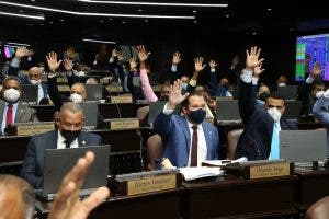 Diputados aprueban préstamos por 500 millones de dólares