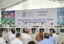 Caribbean Glass Industry y Cervecería Nacional firman alianza para reactivar industria del vidrio en RD