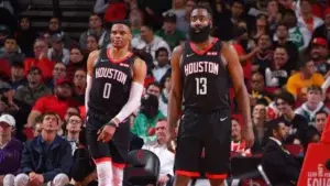 Los Rockets hacen felices a Harden y Westbrook con el fichaje de Cousins