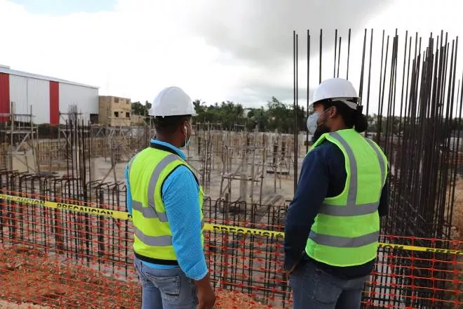 Luis Abinader deja reanudado los trabajos de construcción del hospital de Villa Hermosa en La Romana