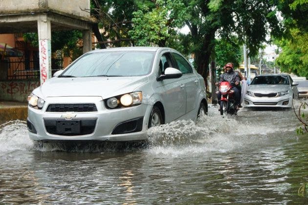 COE eleva a 18 las provincias en alerta por lluvias