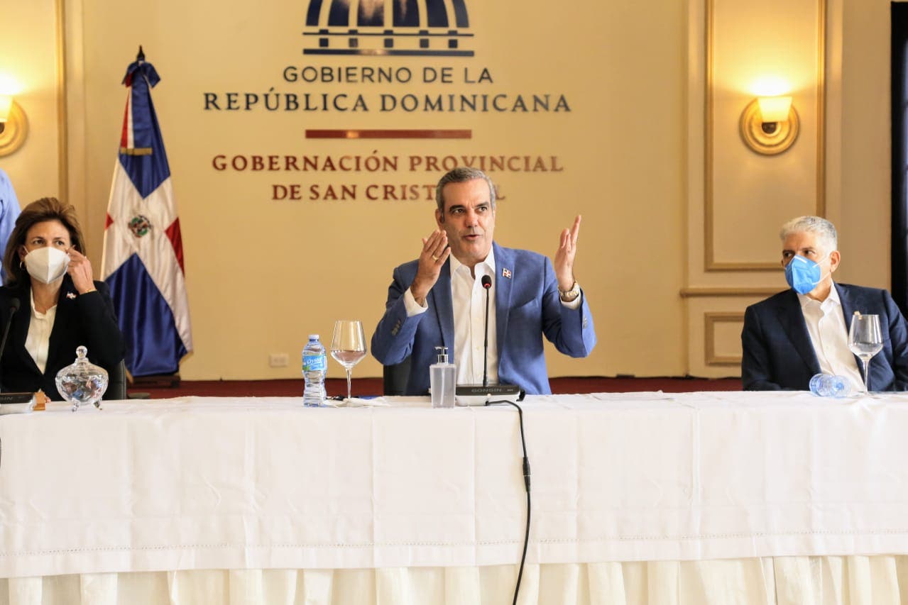 Gobierno aprueba dos mil millones de pesos en obras para San Cristóbal