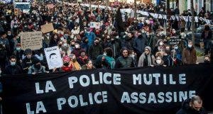 Una gran protesta clama en Francia contra la polémica ley de seguridad