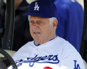 Lasorda sigue en un delicado estado de salud