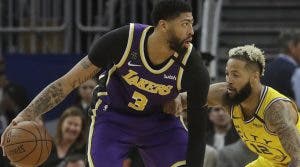 Lakers aseguran varios  estelares para el futuro